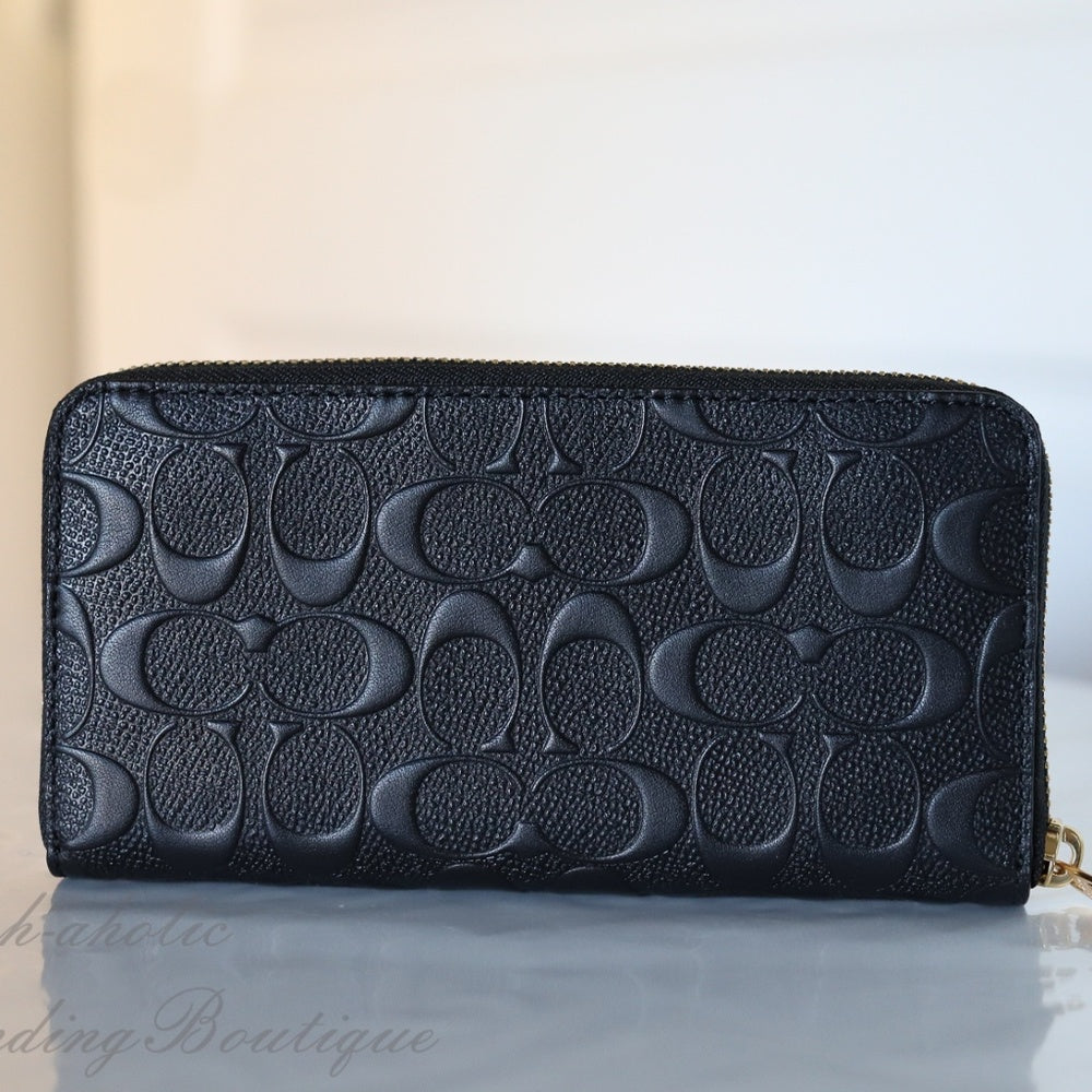 Coach Accordion Zip Wallet in Signature Leather (Black)